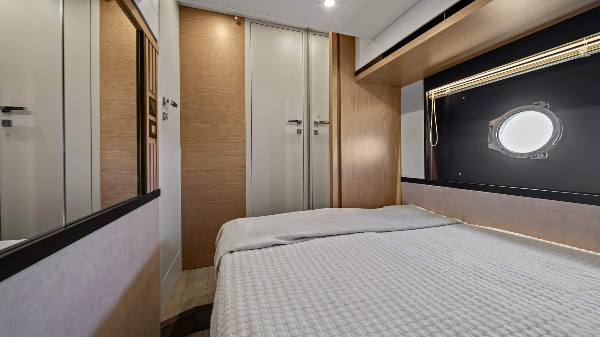 2026 Absolute Navetta 58 "Andiamo" - Cozy Guest Stateroom