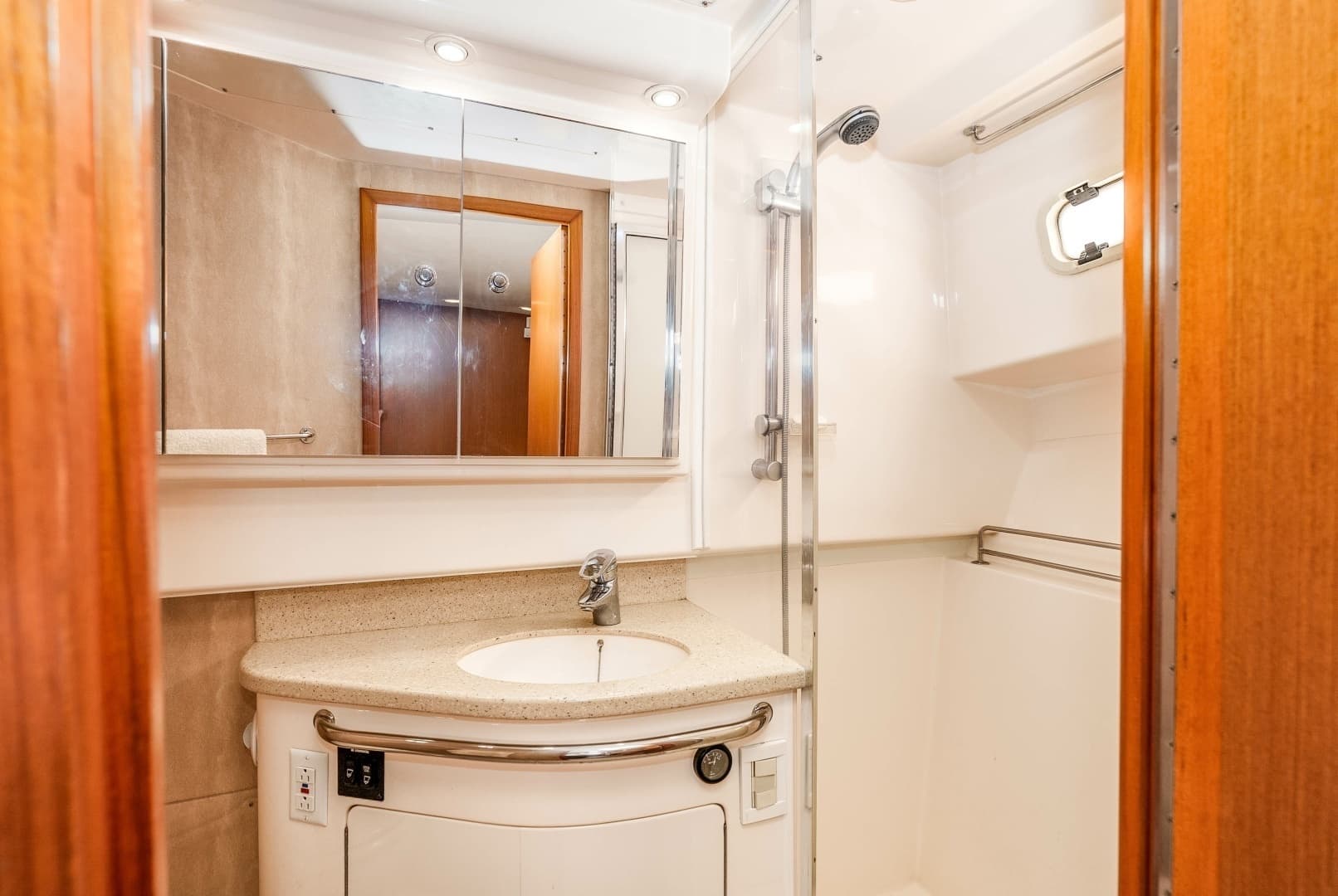 2005 Cabo 40 Express "El Patron" - Head Vanity and Shower