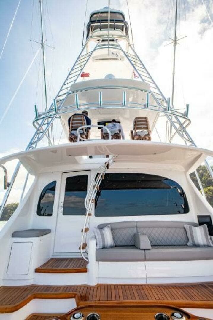 2023 Viking 64 Convertible