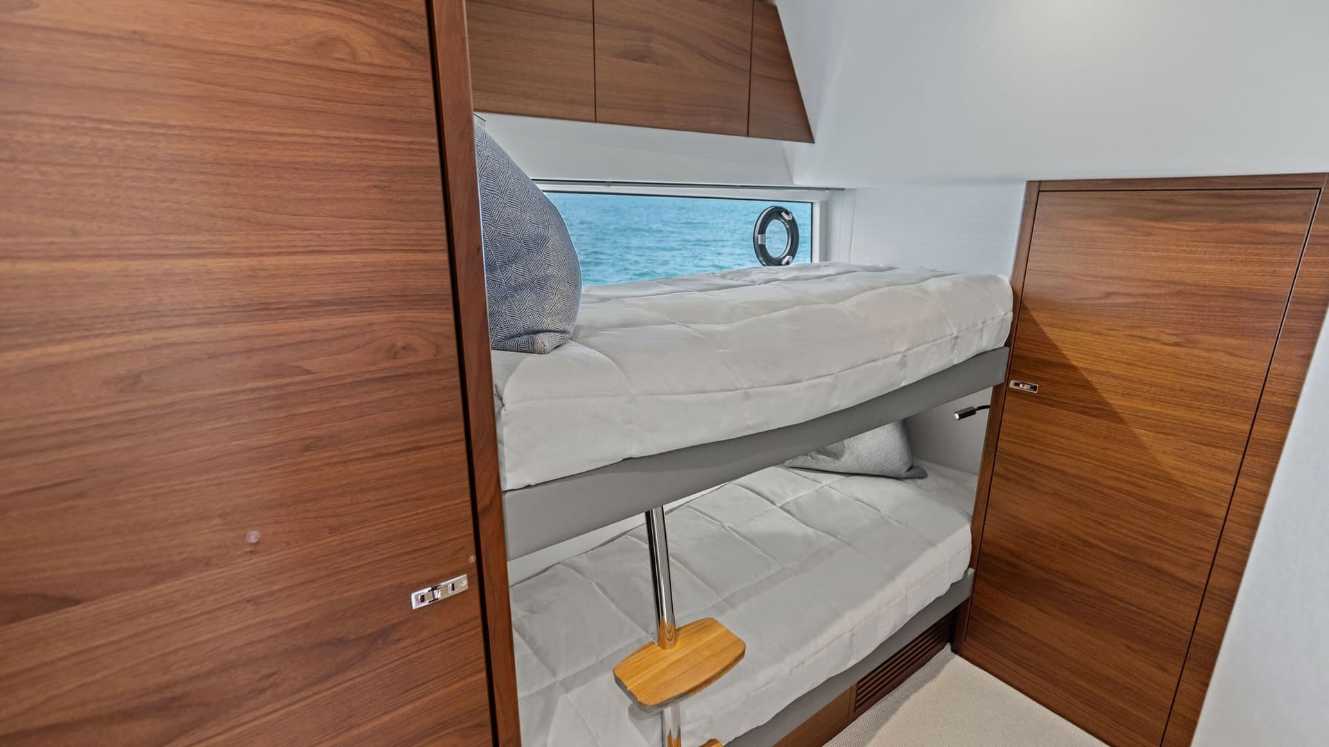 Guest Cabin with Bunk Beds