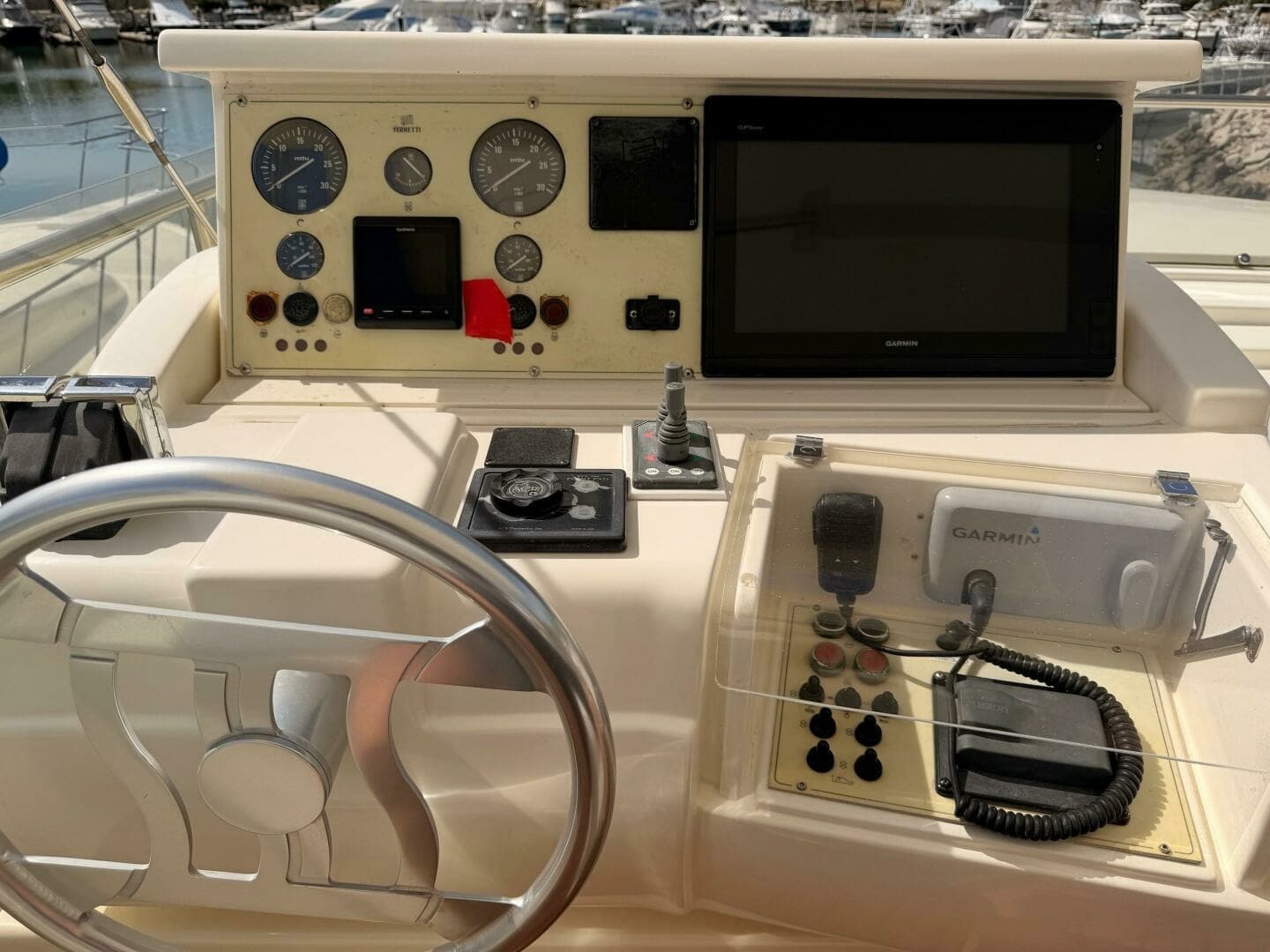 2000 Ferretti Yachts 72 Motoryacht - "BELLA": Upper Helm Station with Instrumentation