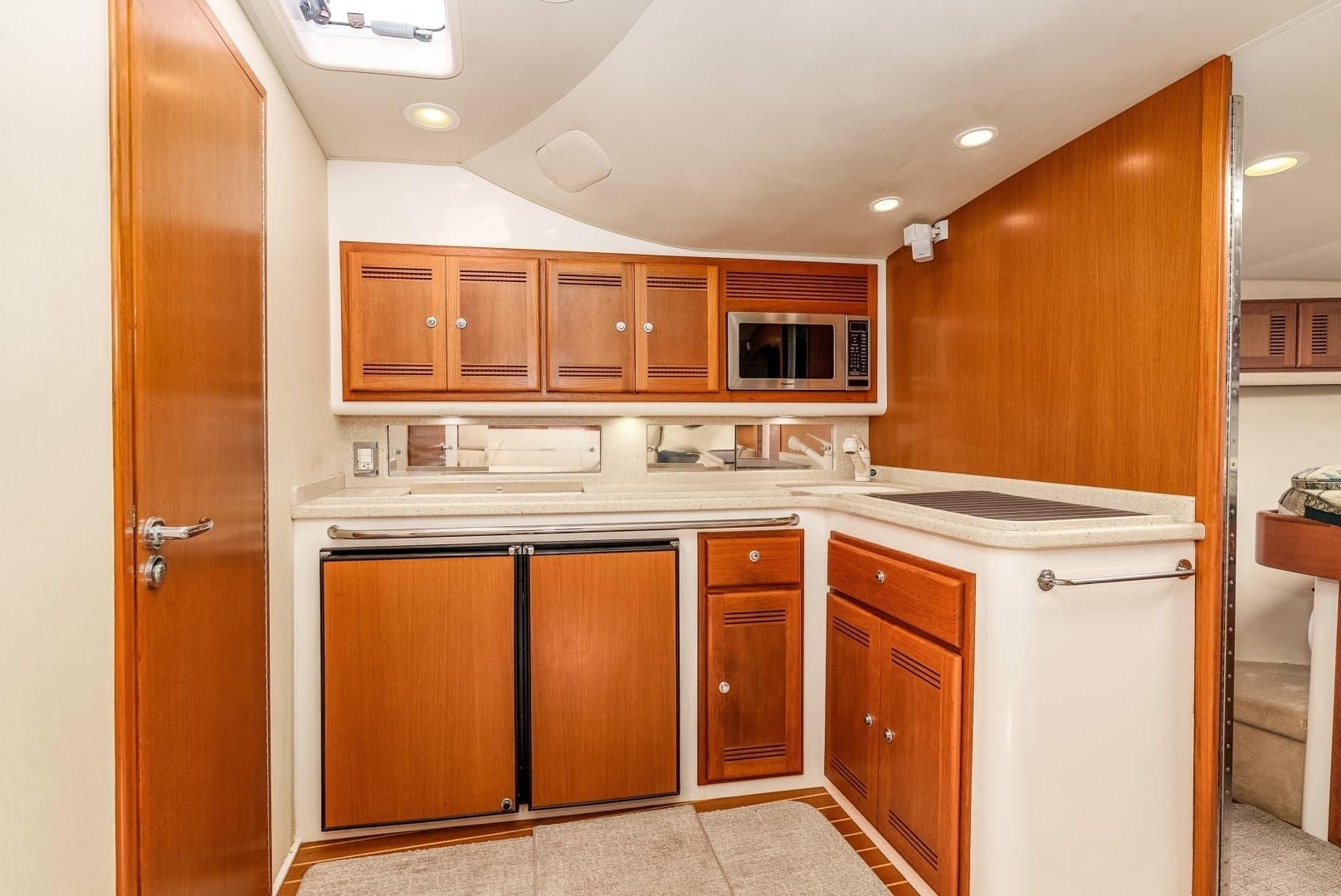 2005 Cabo 40 Express "El Patron" - Galley