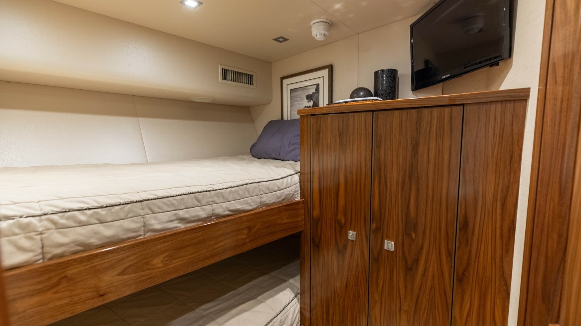 Guest Stateroom with Twin Bunks