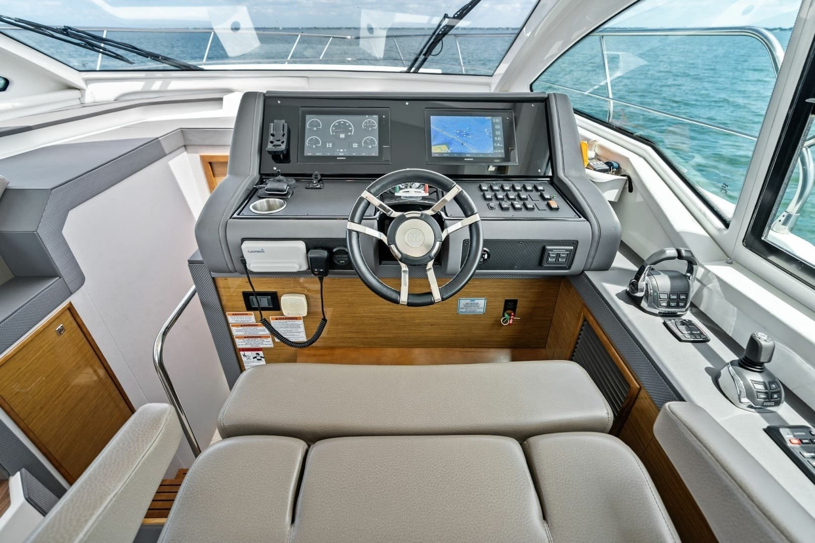2019 Cruisers Yachts 42 Cantius 'Truly Ineffable'