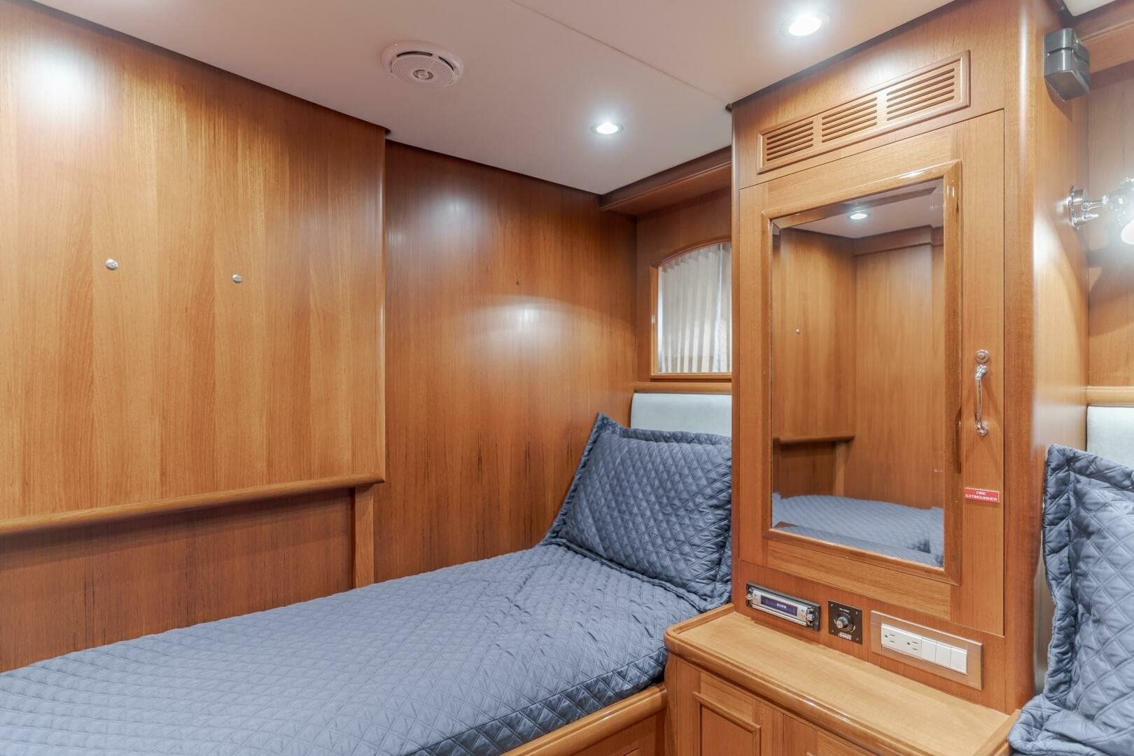 2008 Grand Banks 59 Aleutian RP- "TINTAGEL": Guest Cabin with Single Berth