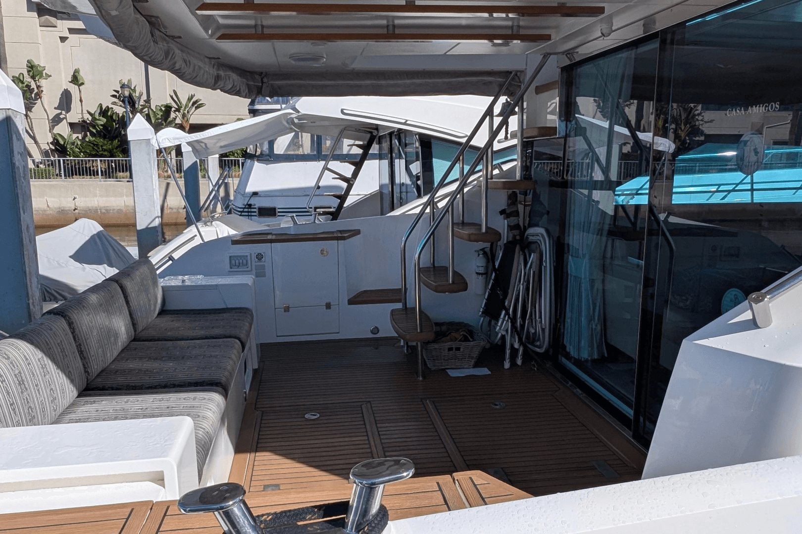2010 Fairline Squadron