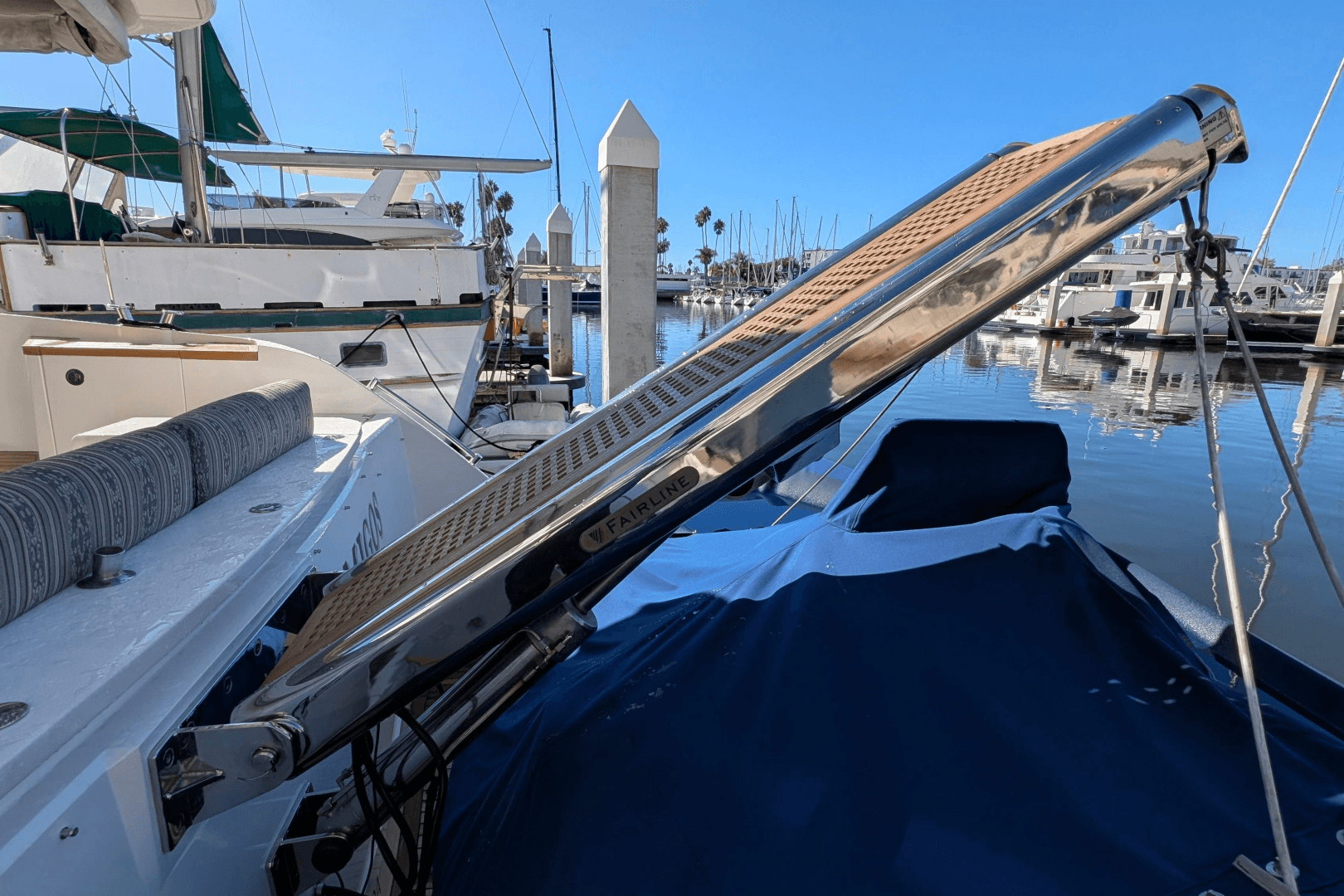 2010 Fairline Squadron