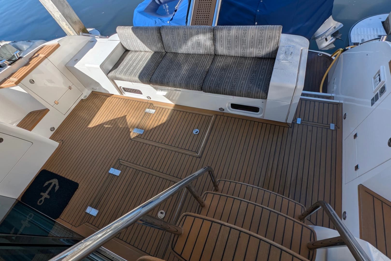 2010 Fairline Squadron