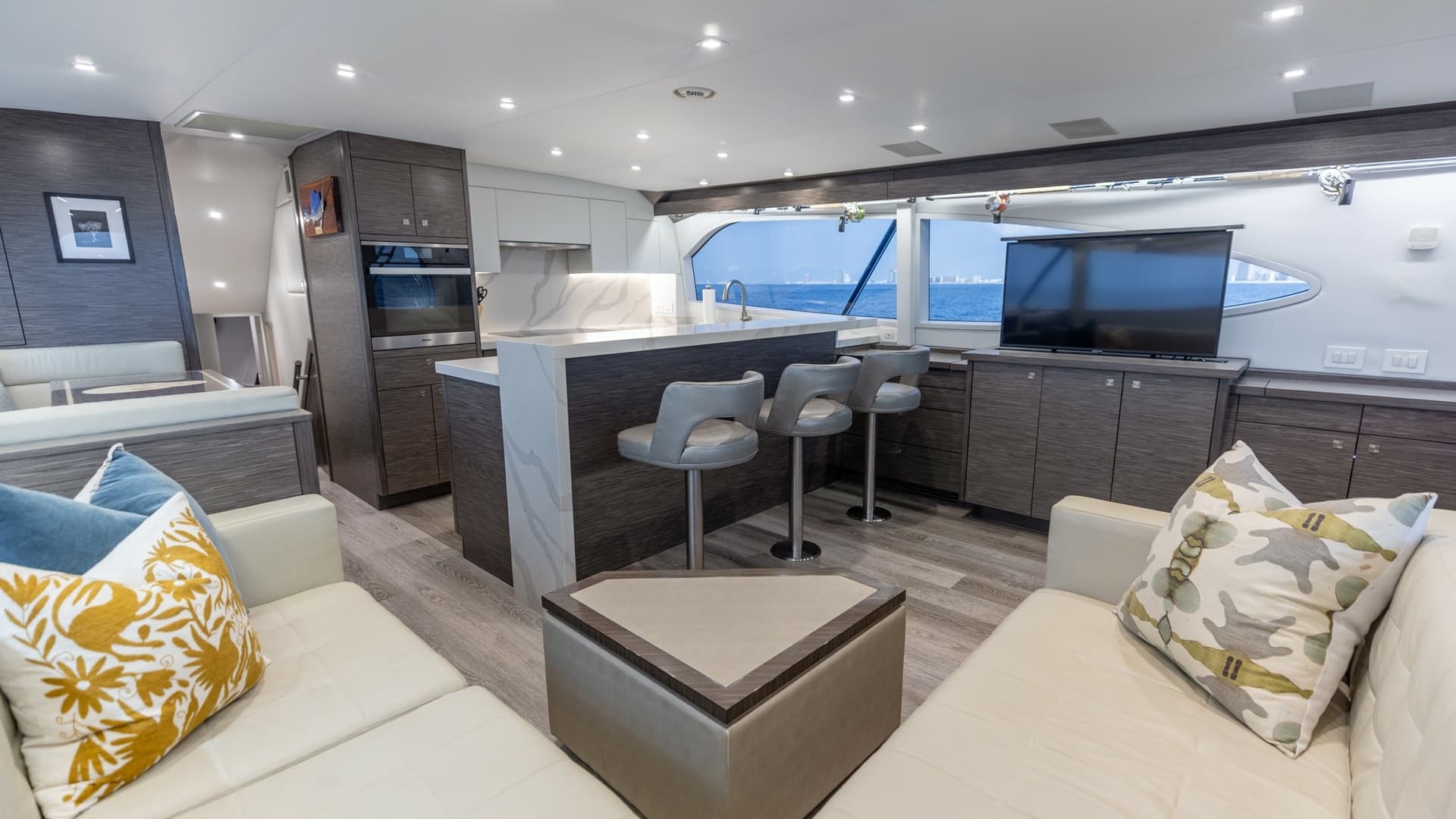 2021 65 Hatteras GT On the DL Salon-Galley (5)