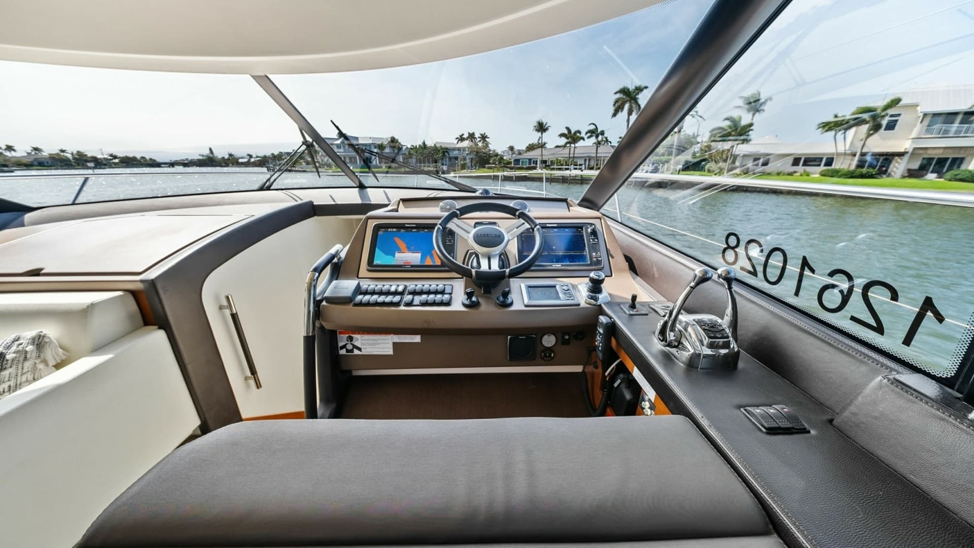 2015 Prestige 550 'Legacy'