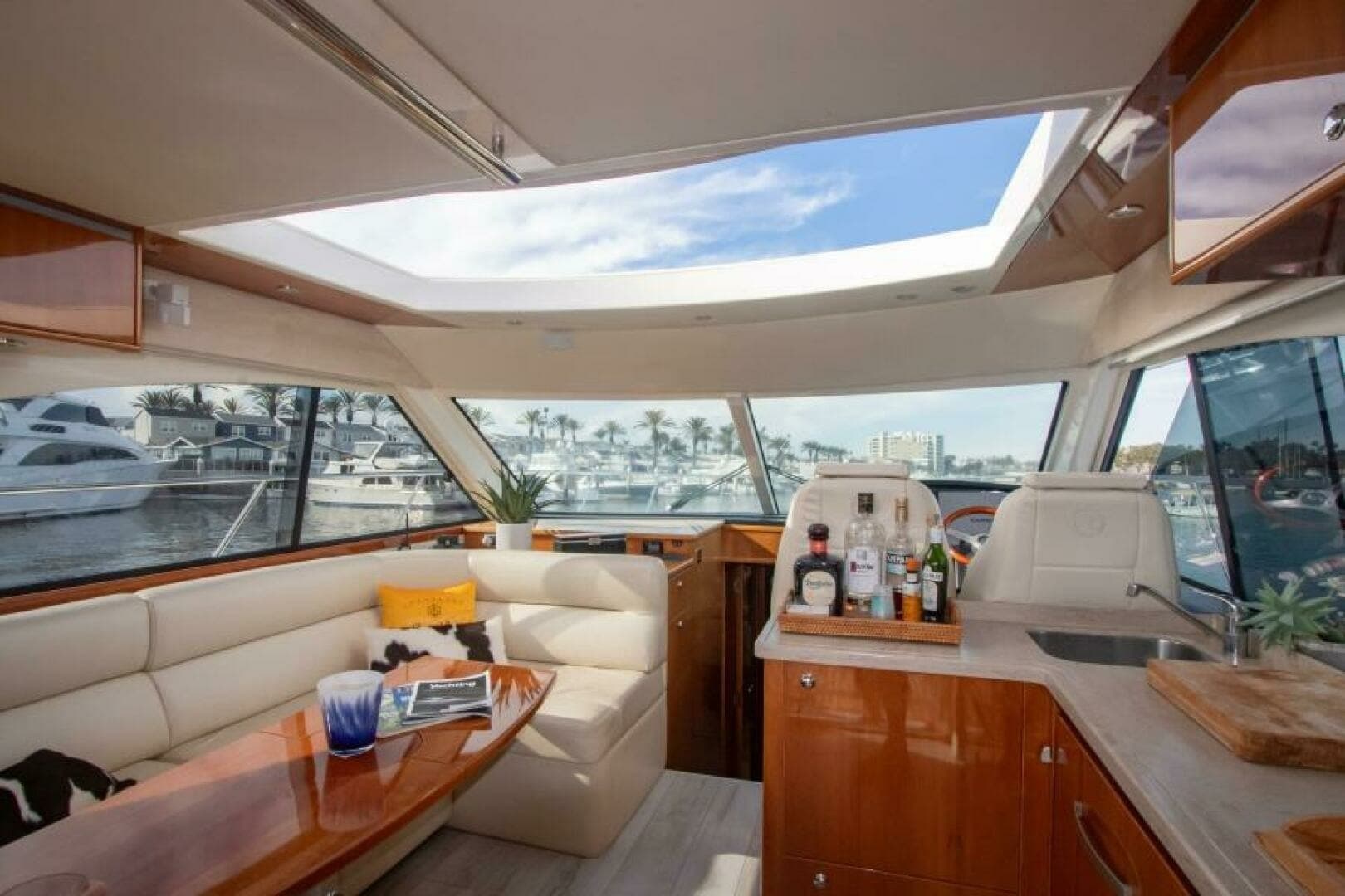 2012 Riviera 50 Sport Yacht - "CONTESSA": Salon with Panoramic Windows