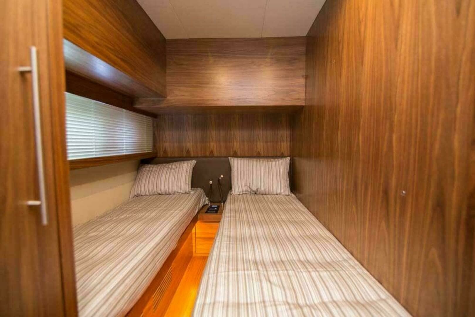 2019 Sundeck Yachts 580 Sport