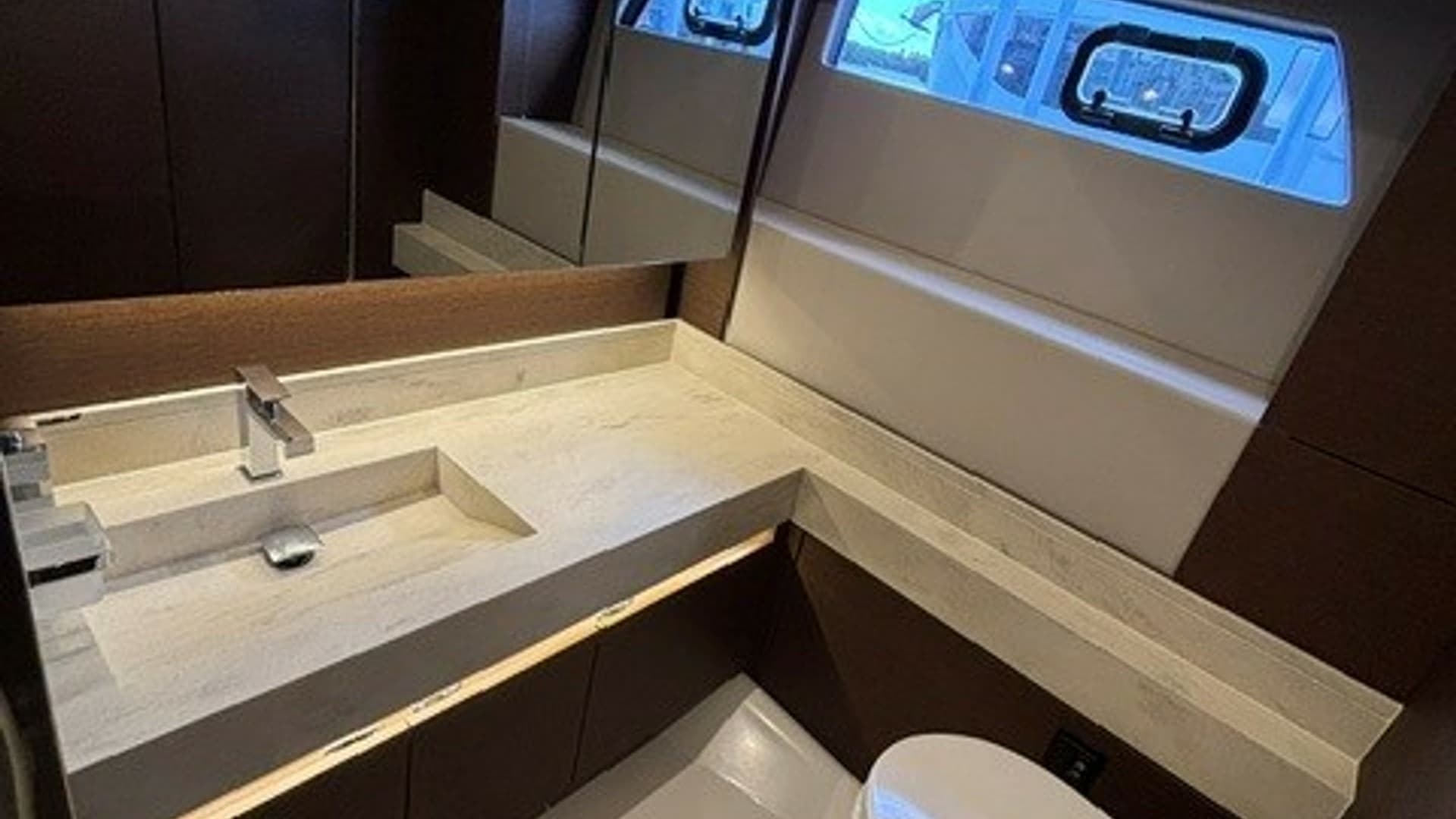 Luxurious Ensuite Bathroom