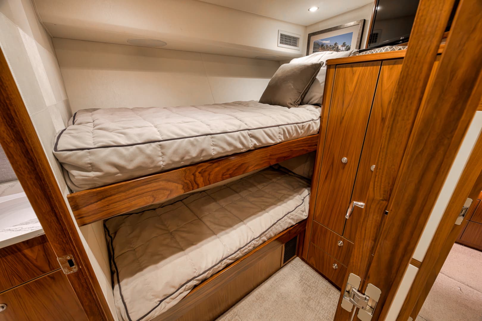 2020 Viking 68 Convertible