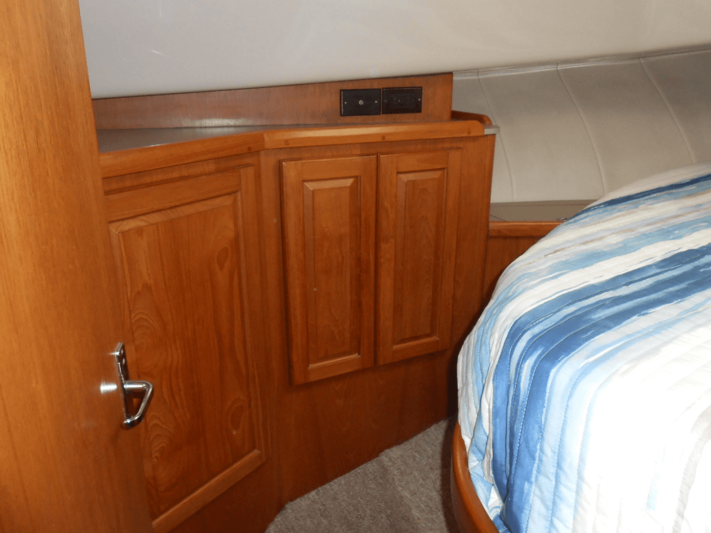 1997 Mainship 350