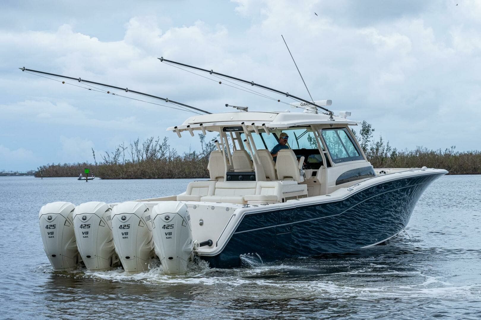 Grady White 45 Pura Vida - Exterior Profile