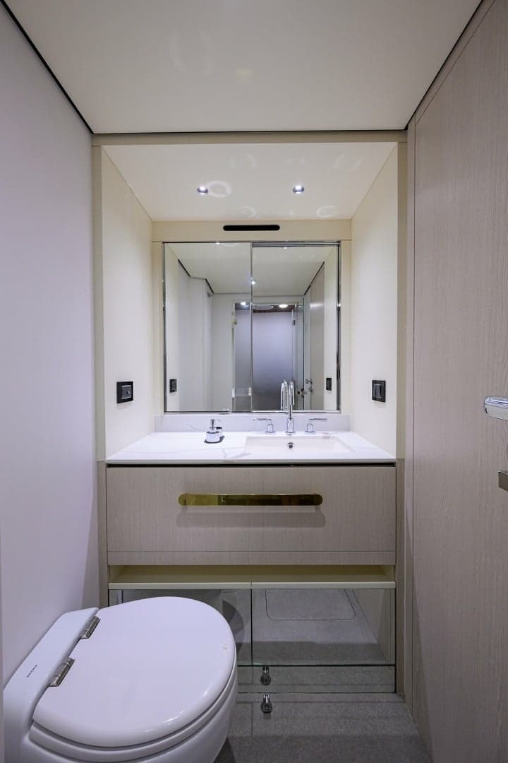 Azimut 78 - DT78 - Guest Head