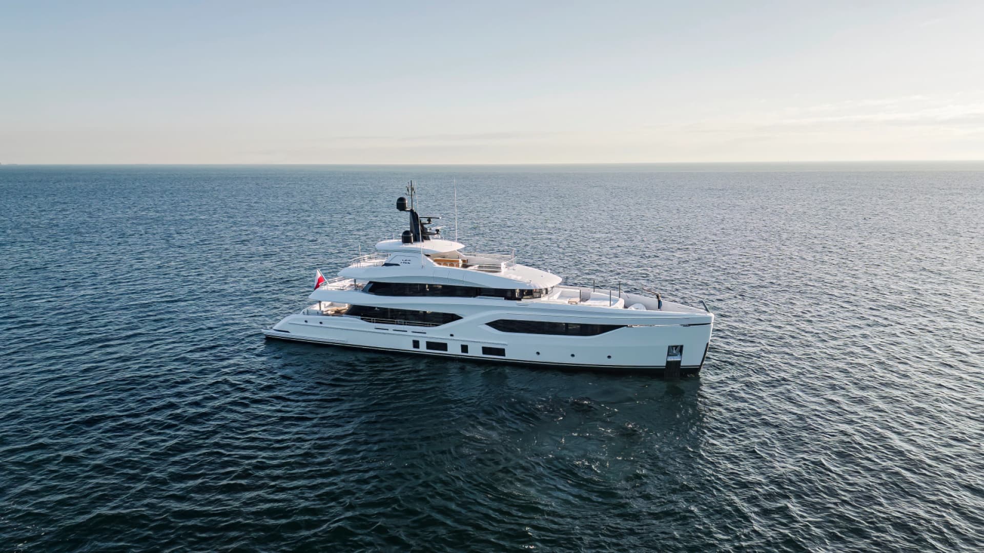 2028 Conrad C144S