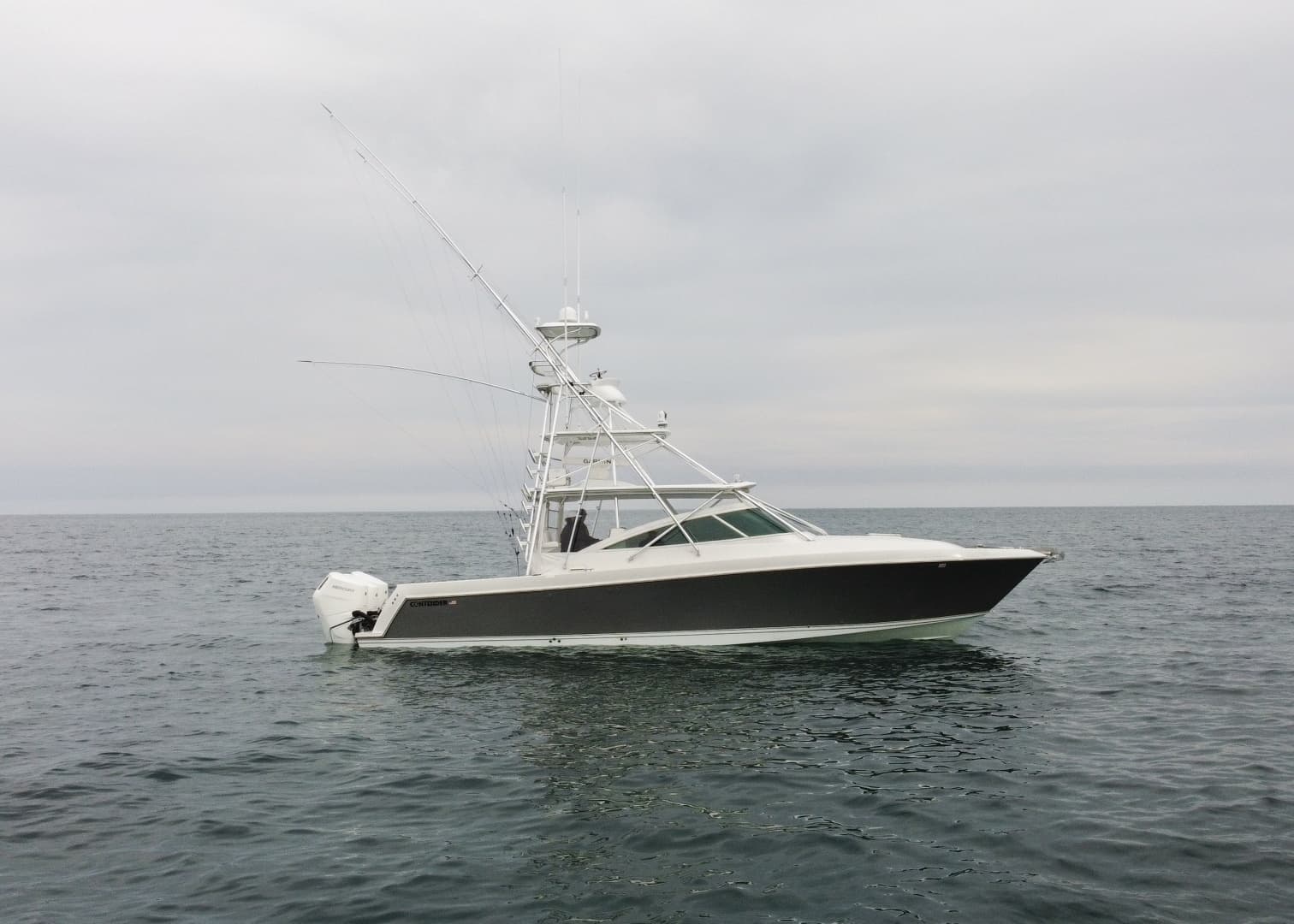 2011 Contender 40 Express