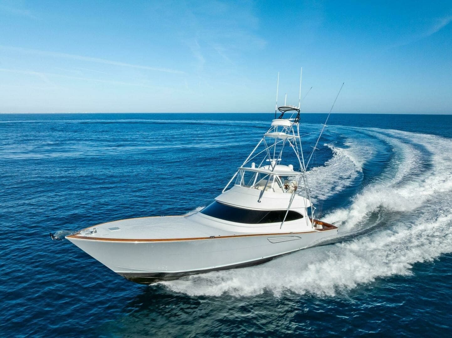2023 Viking 64 Convertible- SIN PELO- Port