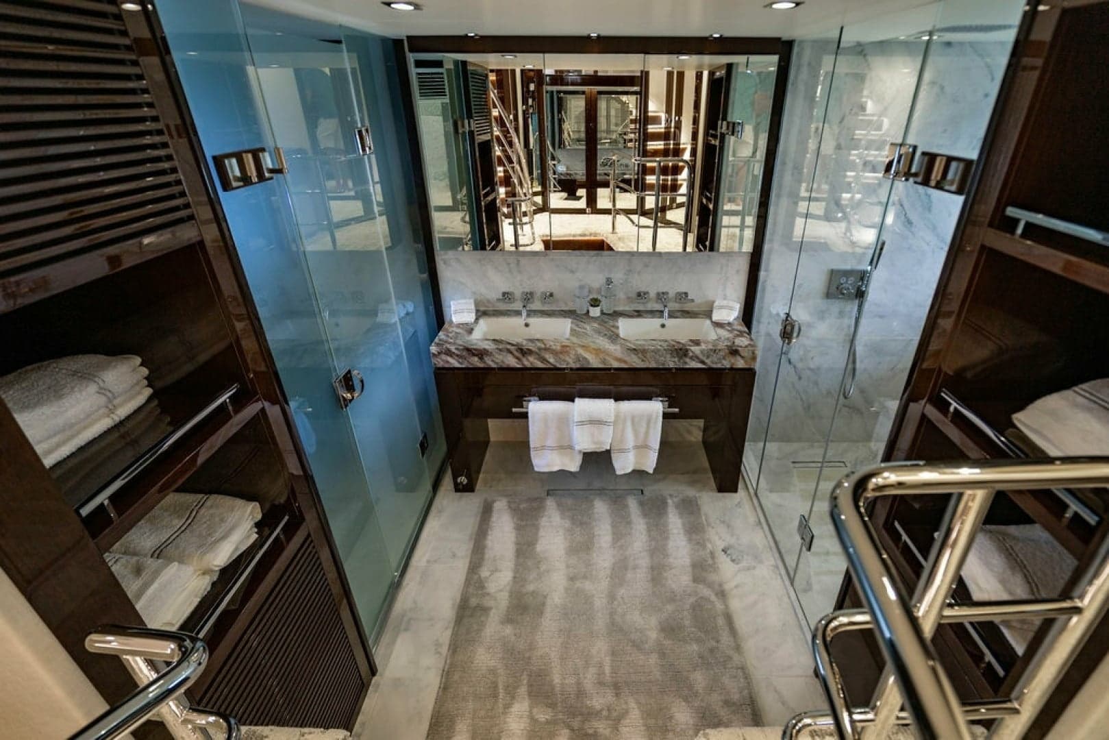 2019 Sunseeker 95 Motor Yacht