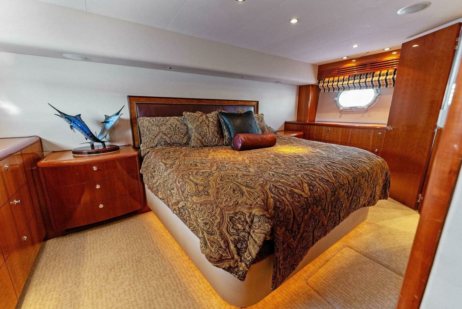 2007 Hatteras 64C - CHUPACBRA