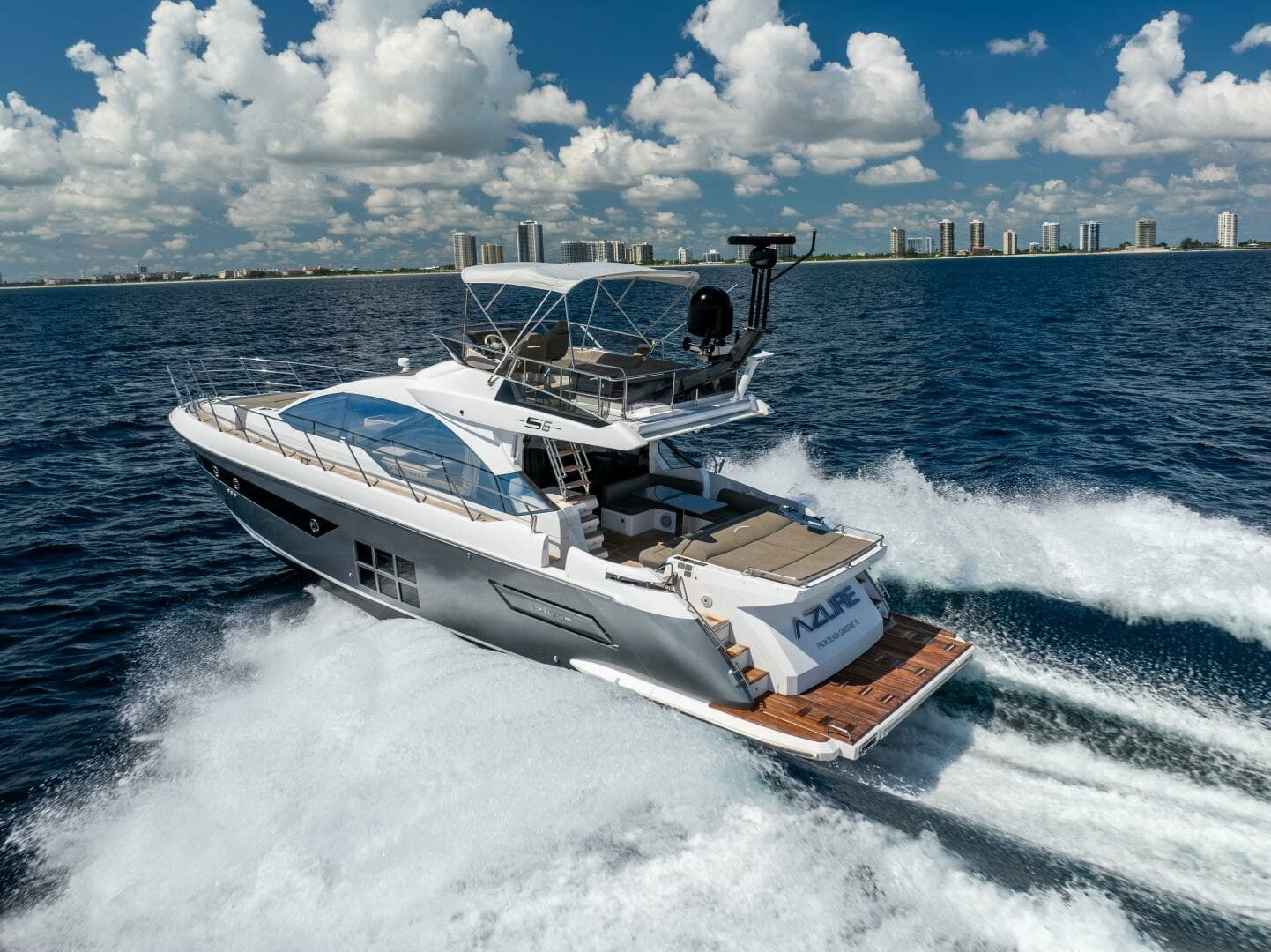 Azimut 60 - Azure - Running Profile