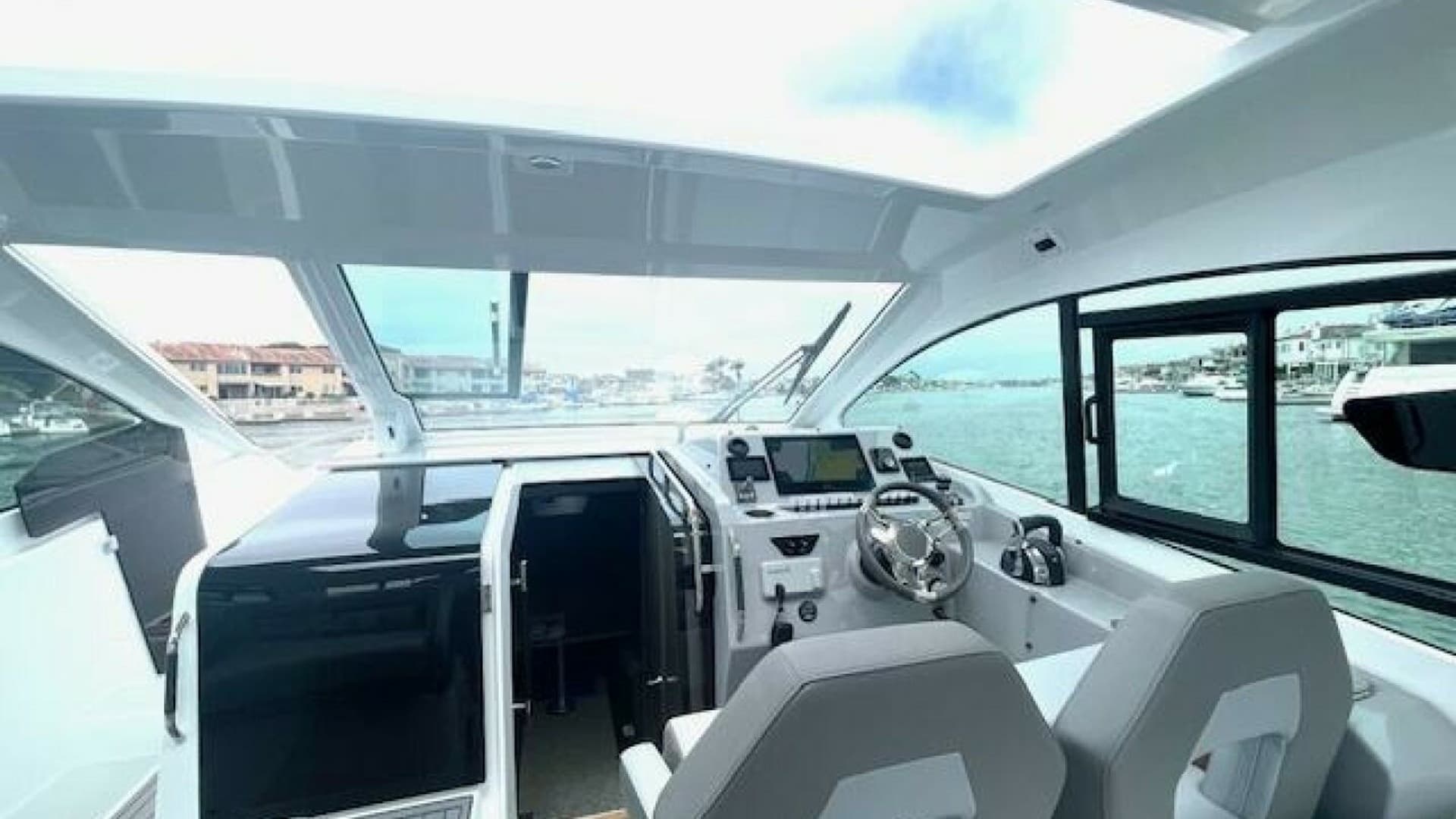 2022 Beneteau 32 Gran Turismo - FORTUNA