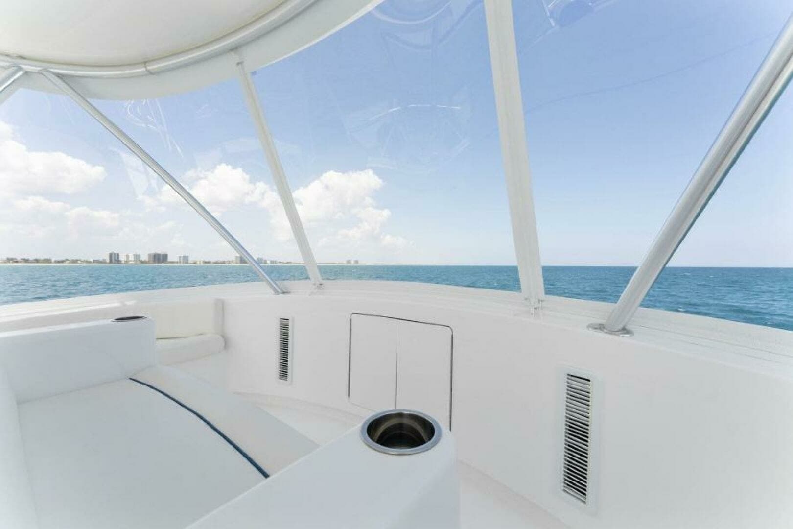 2021 Viking 54 Convertible HAMMERHEADS Flybridge