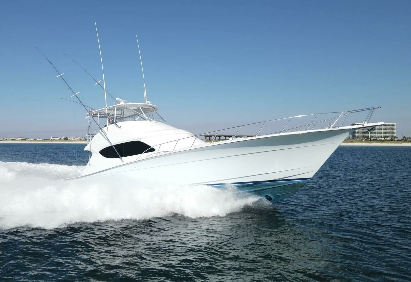 2008 60 Hatteras Blacksmith Exterior (4)