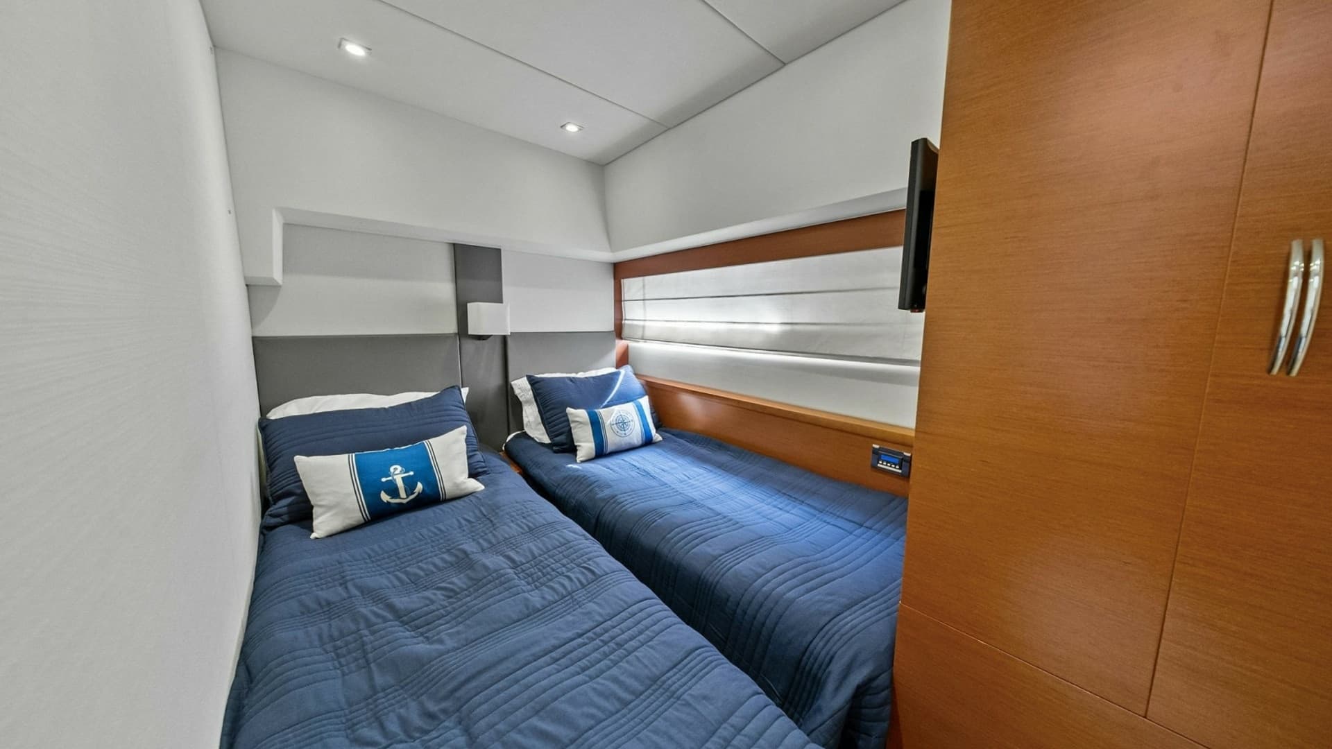 2015 Prestige 550 'Legacy'