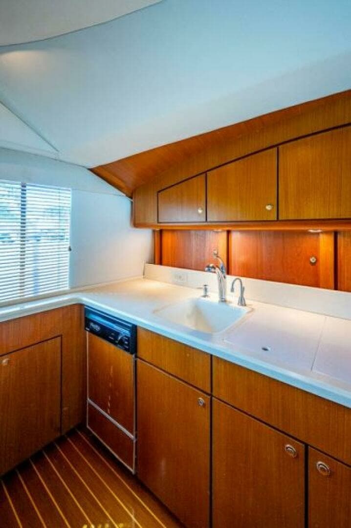 1999 Ocean Yachts 60 Convertible