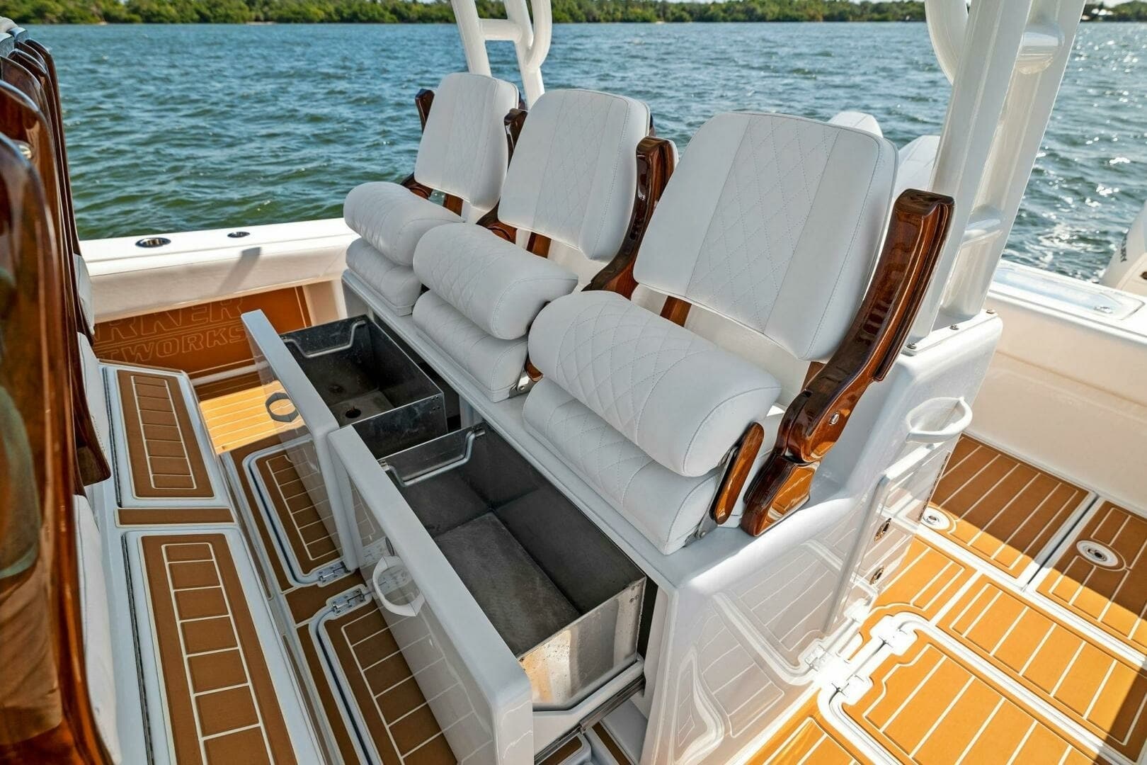 2022 40 Barker Boatworks HPC 