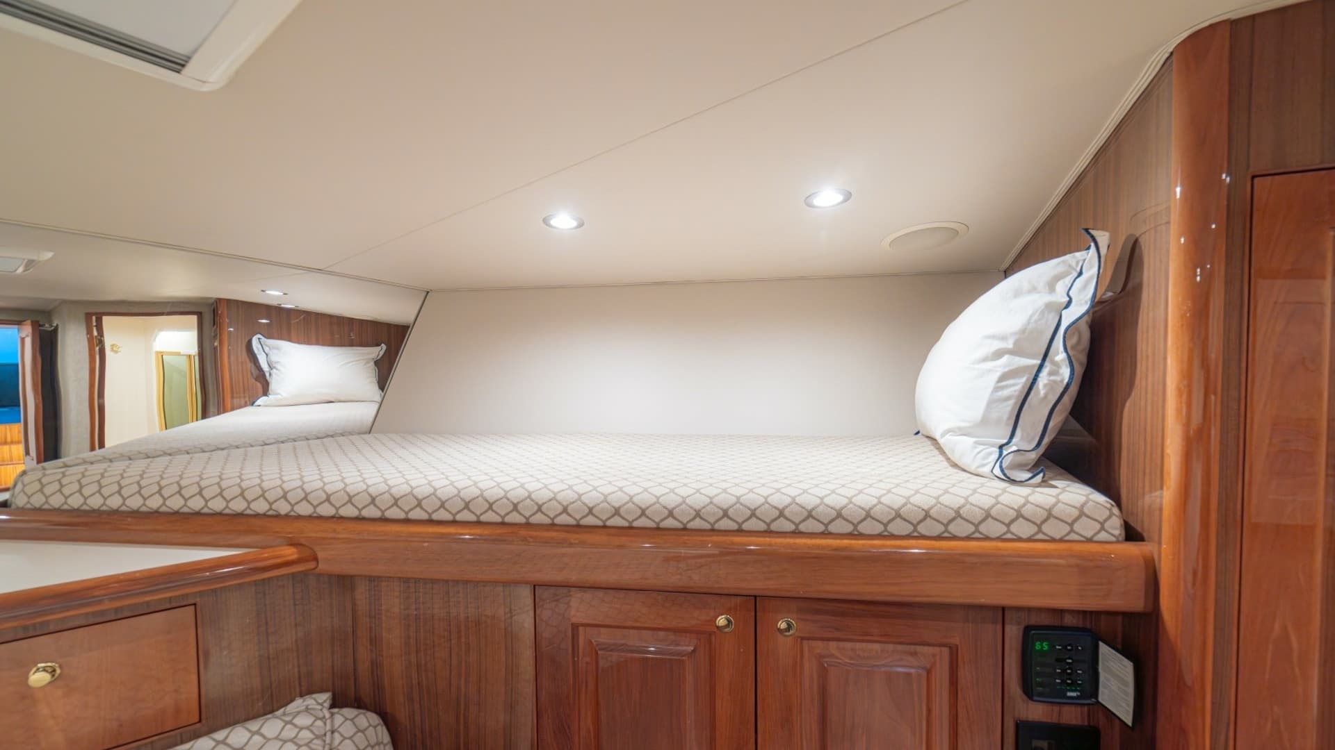 Guest Cabin Upper Bunk