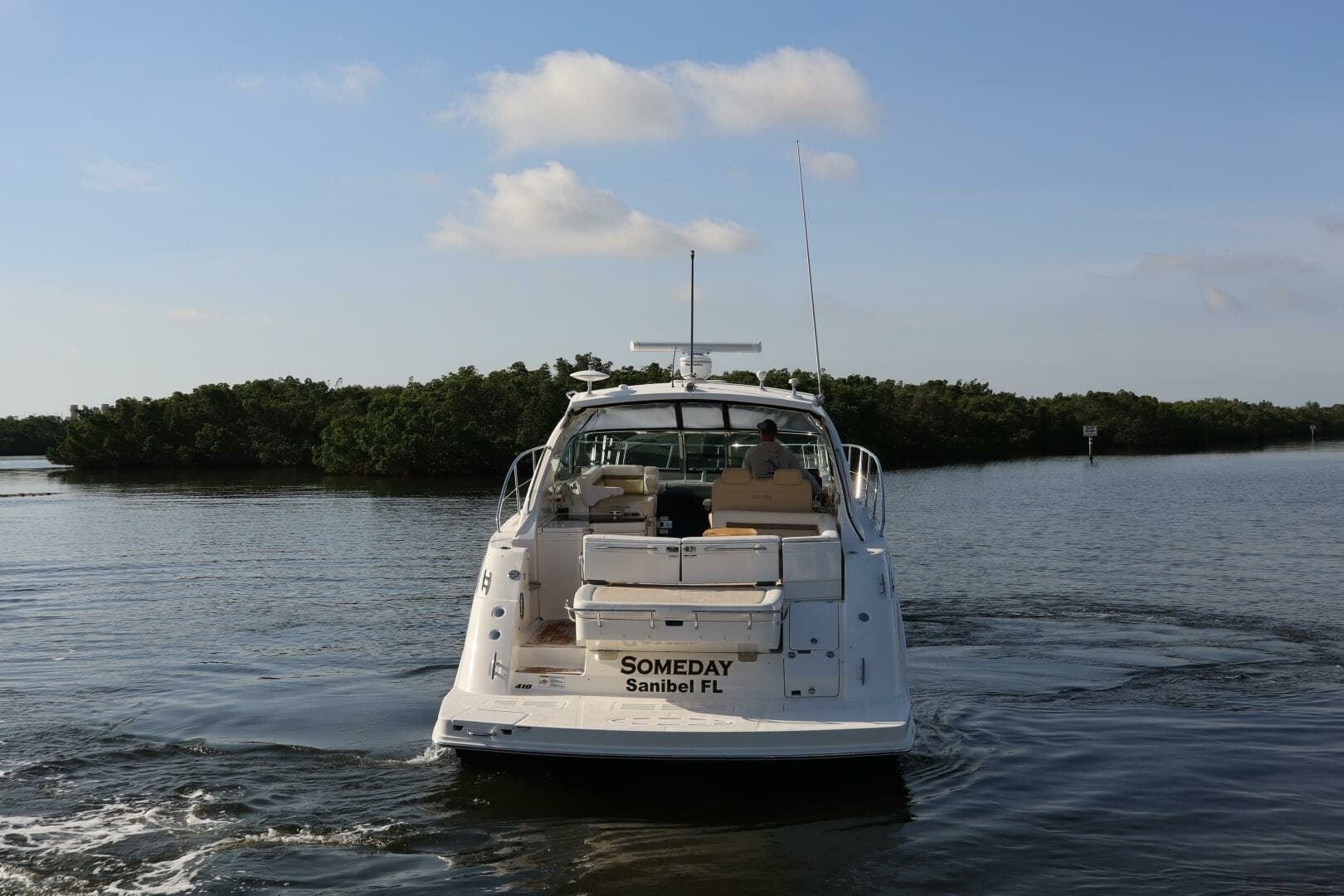 2015 Sea Ray 410 Sundancer- SOMEDAY- Transom