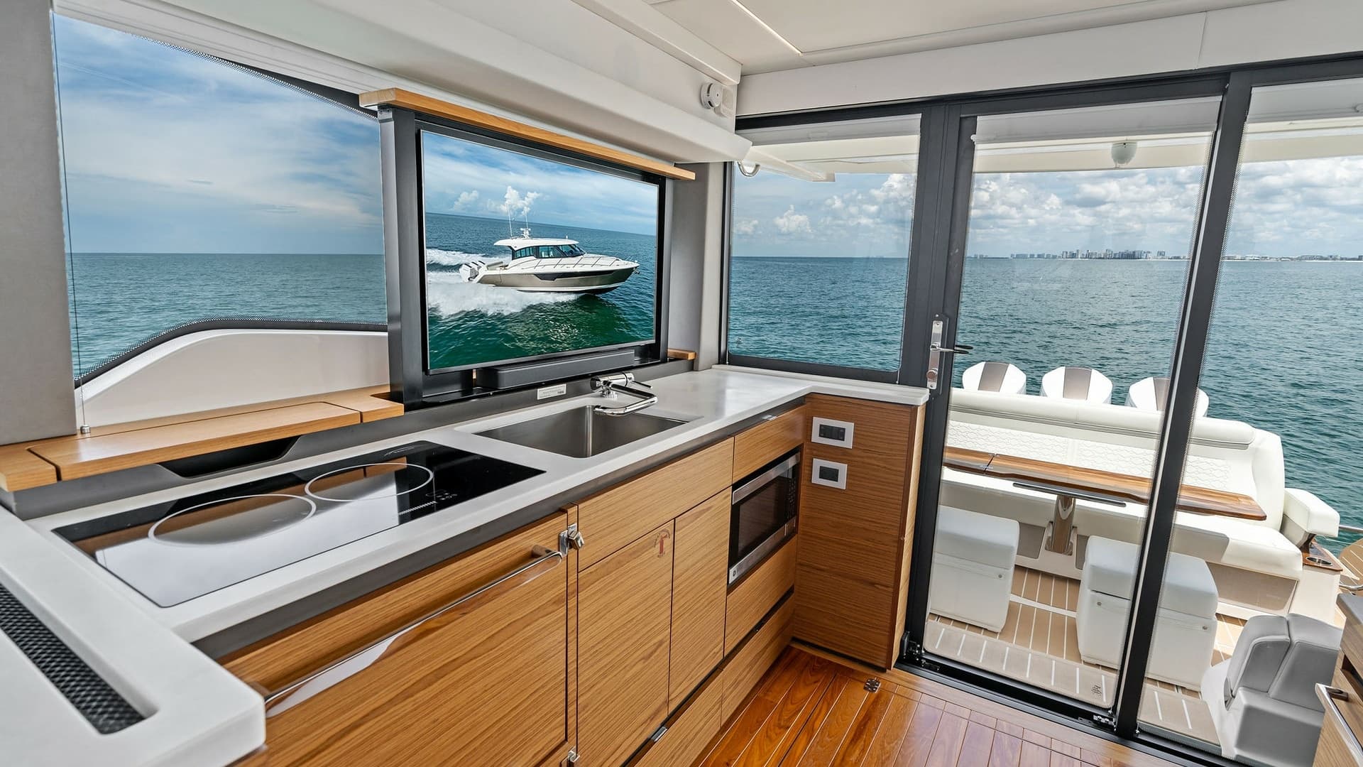 Galley and Aft Deck with Sea View
