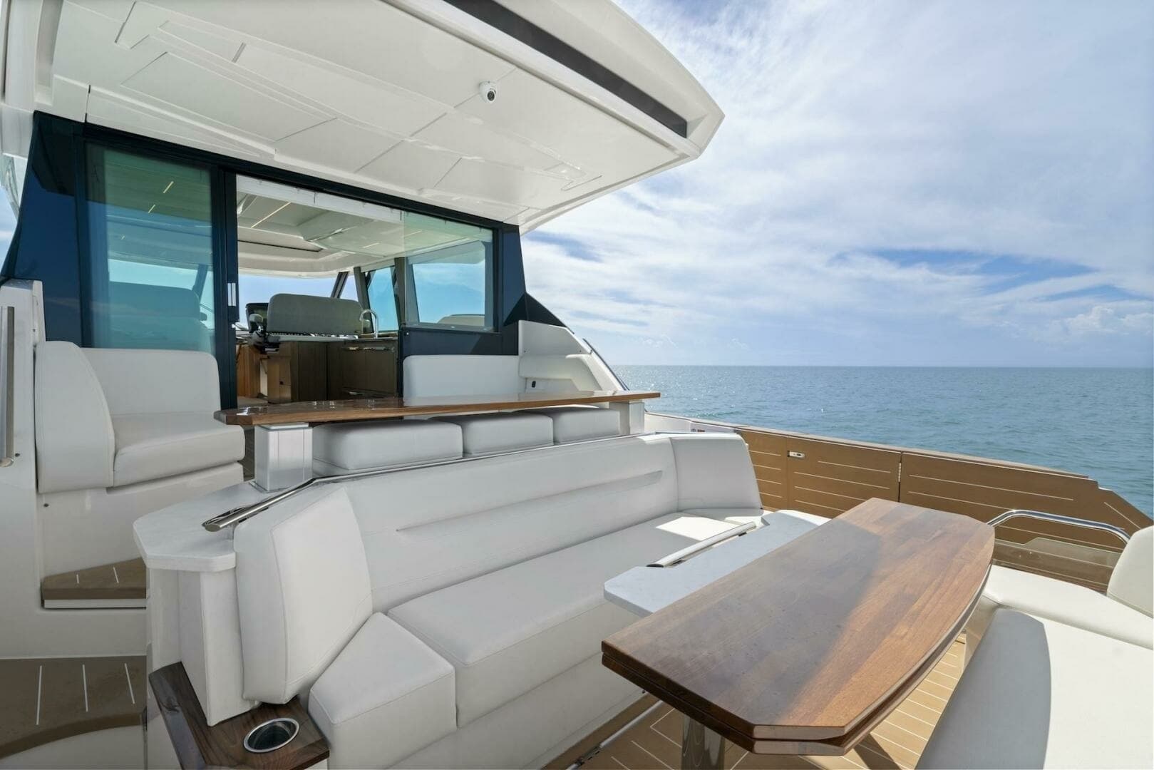 2023 Tiara Yachts EX 60