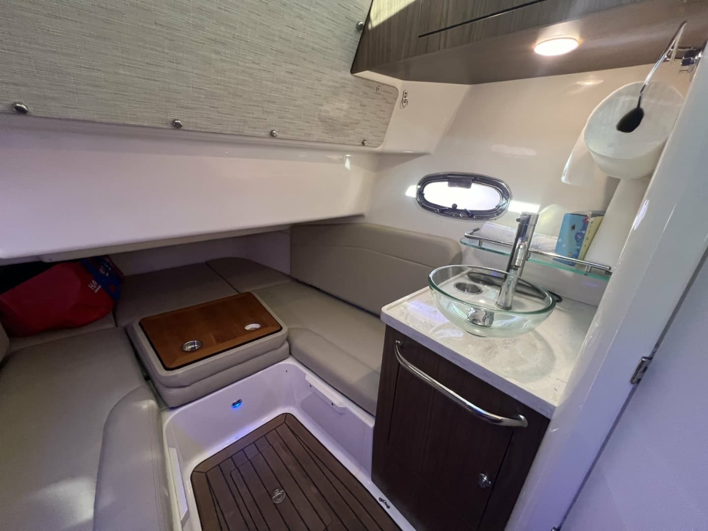 2017 Boston Whaler 380 Outrage