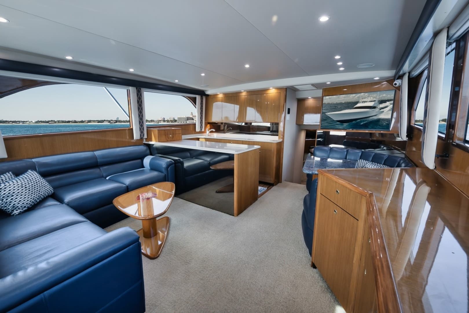 Viking 52 - THE HURRICANE - Salon