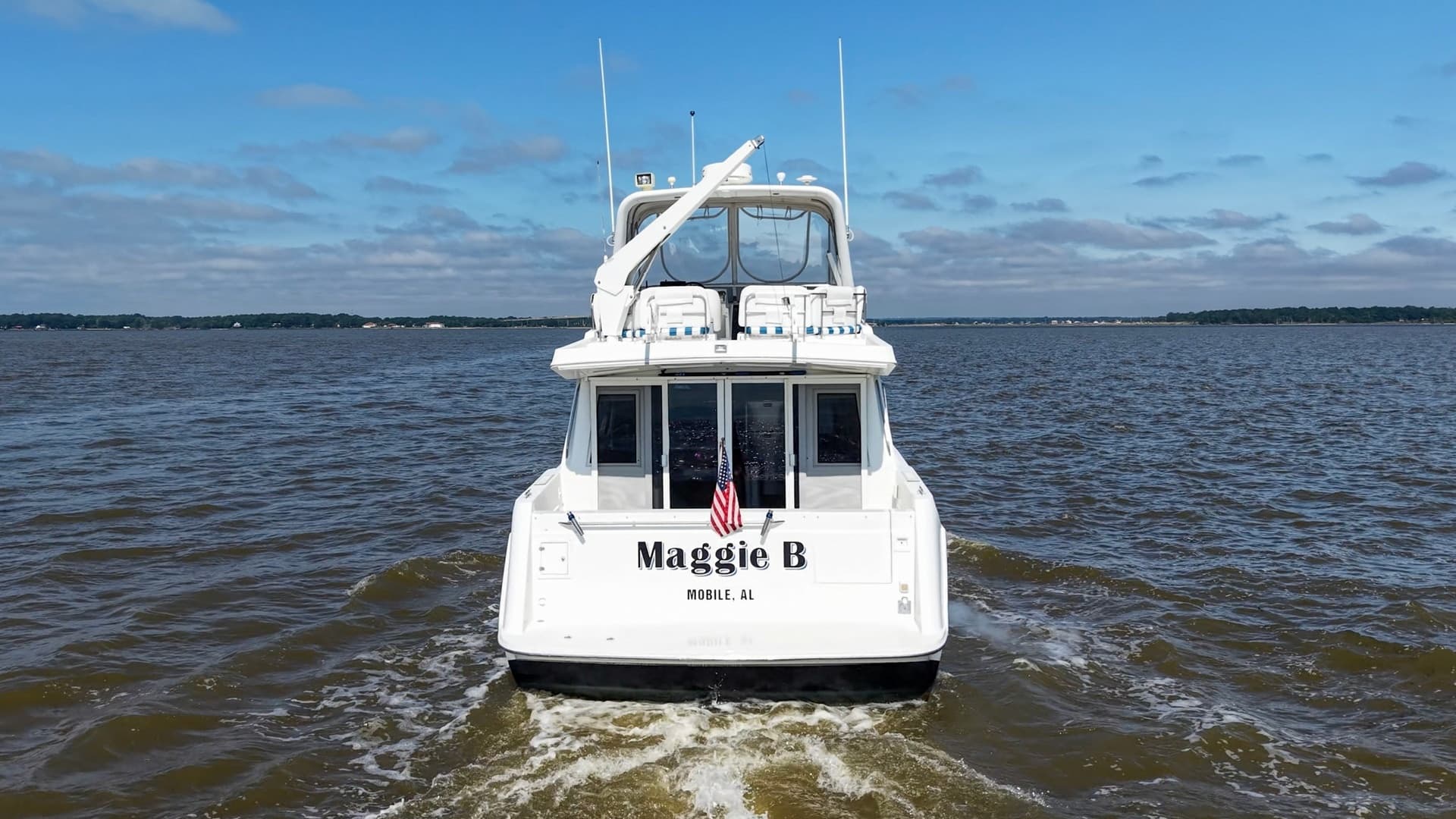2001 48 Navigator 4800 Classic Maggie B Stern