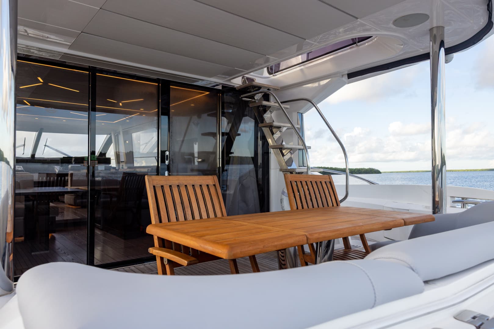2022 Sunseeker Manhattan 68