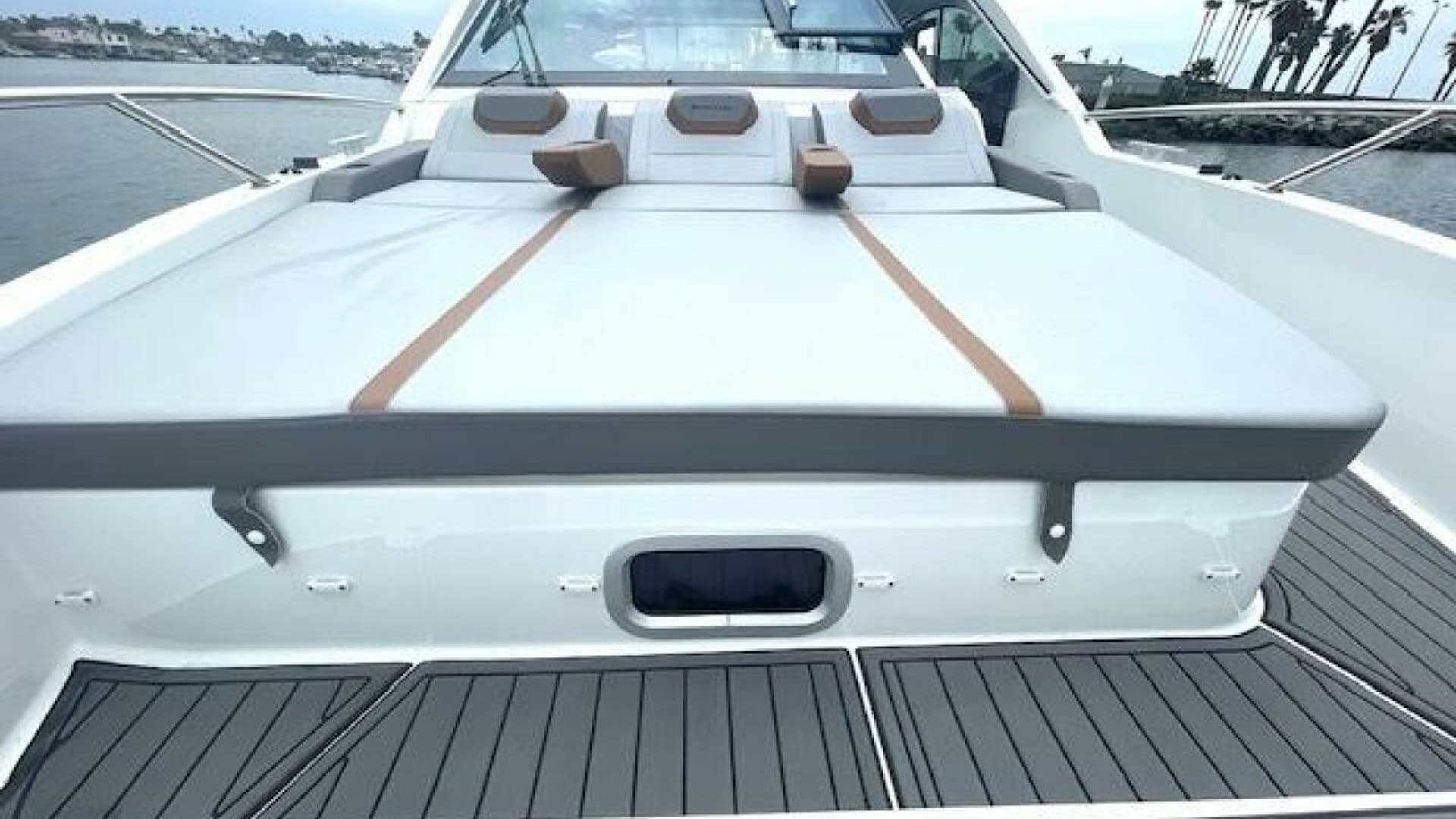 2022 Beneteau 32 Gran Turismo - "FORTUNA": Spacious Aft Sunpad with Cushions