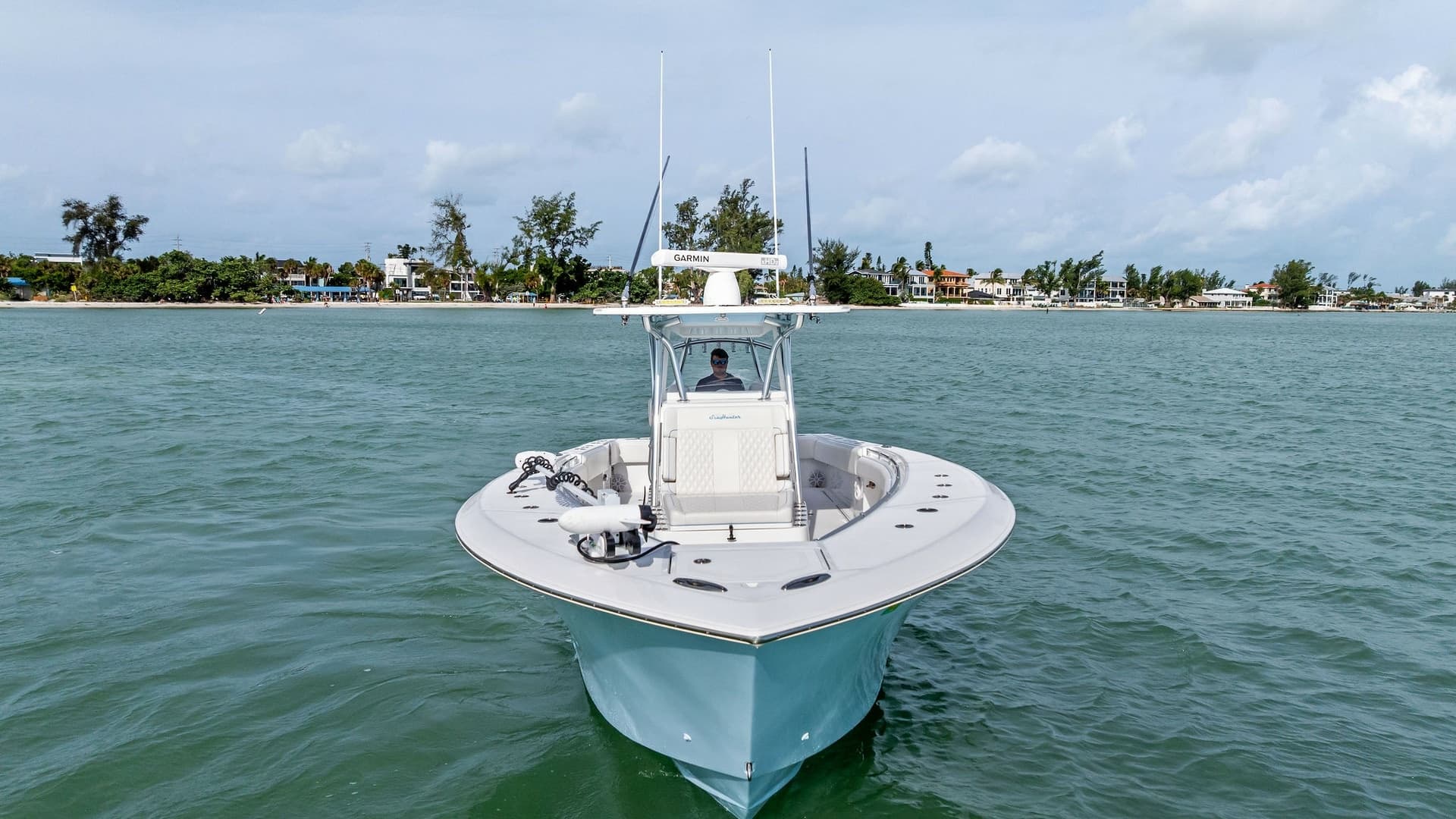 Bow View of 2024 Sea Hunter 35