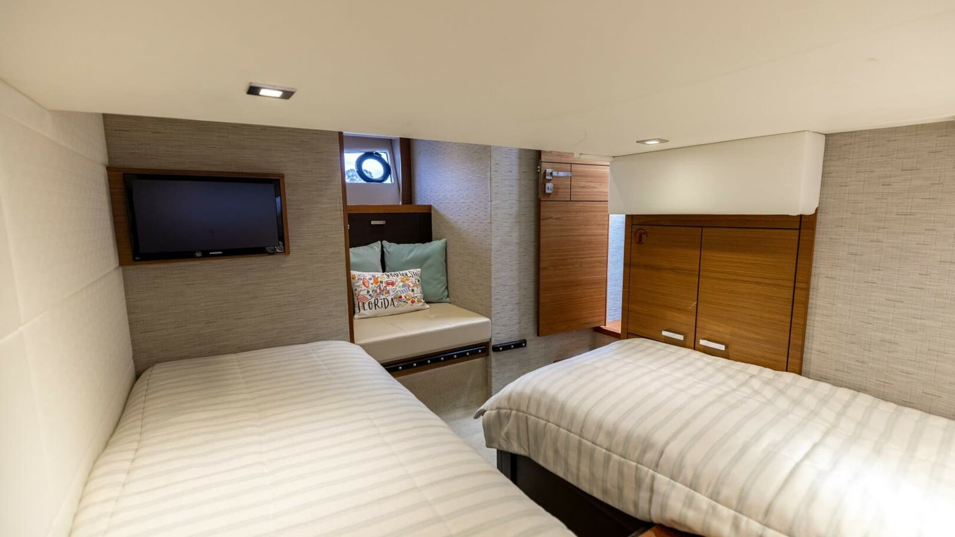 2015 Tiara Yachts 44 Coupe- SILVER LINING- Guest Stateroom