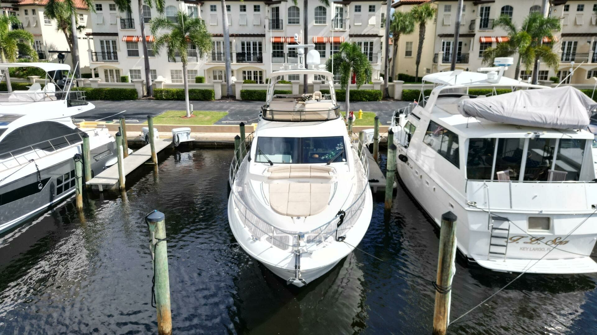 2016 Sea Ray L590 Fly