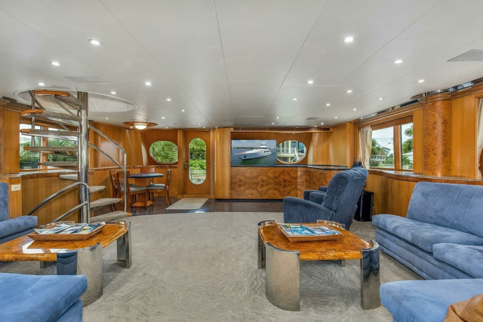 1989 116' Feadship - Boss - Salon