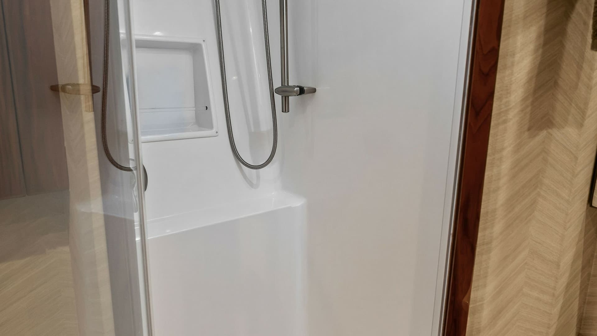 2016 Viking 80 Enclosed Bridge- FRIGATE-Crew Head