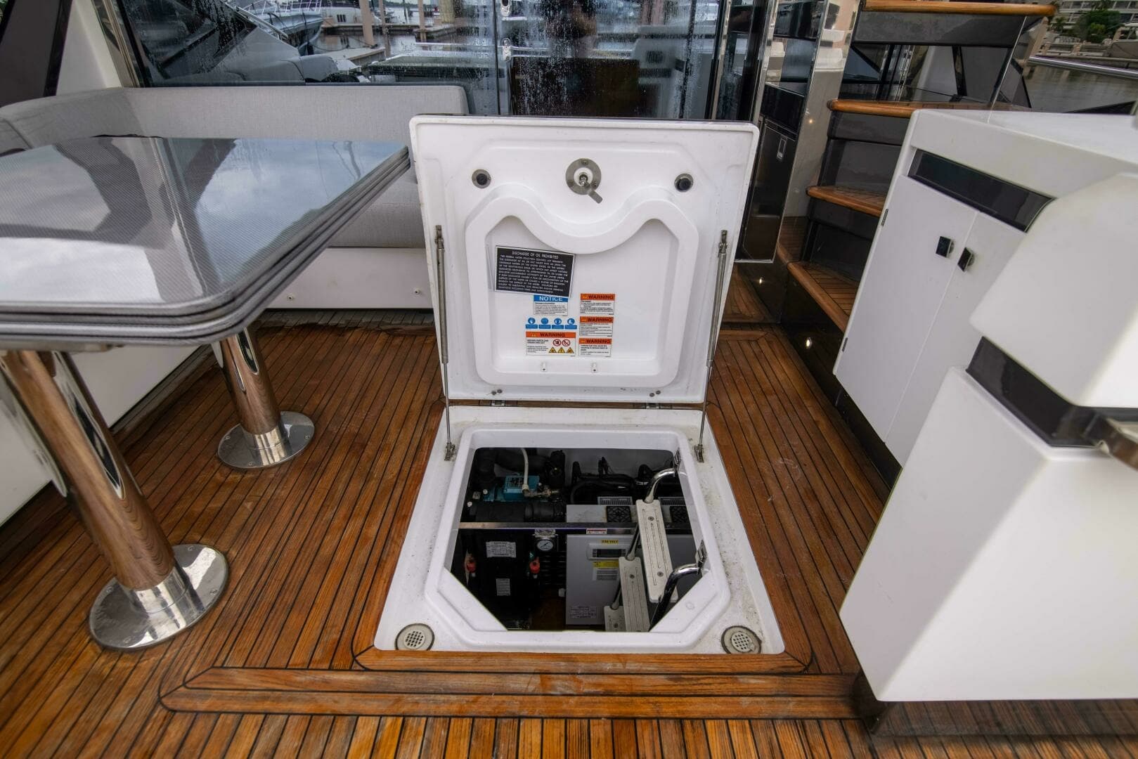 Azimut 70 Triple Play -
