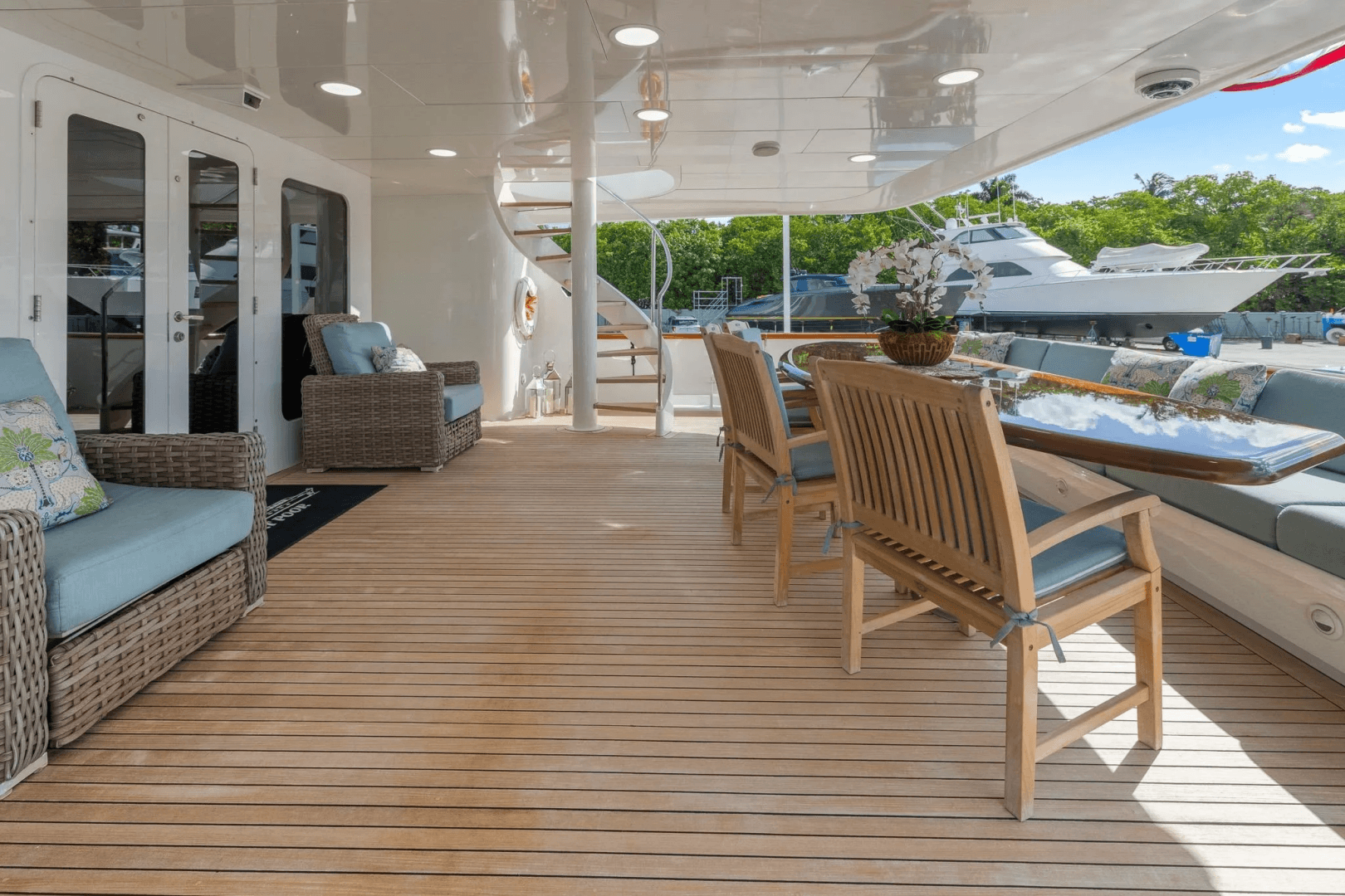 1999 Trinity Yachts Raised Pilothouse