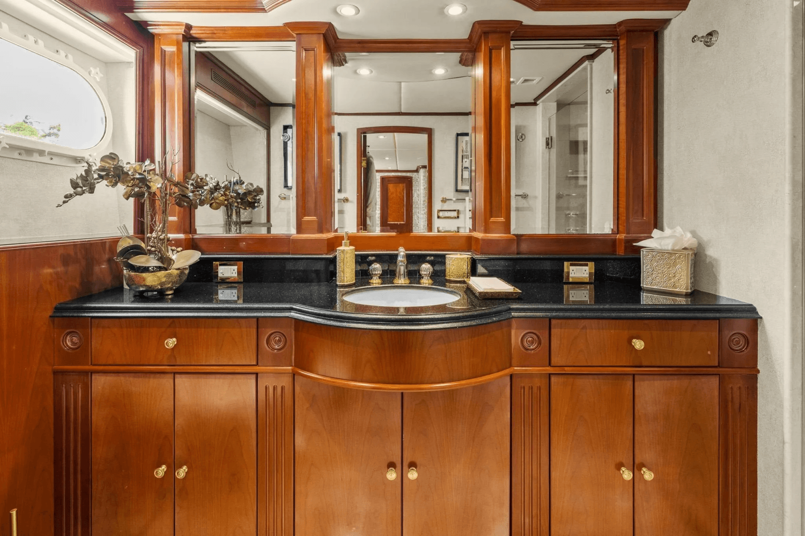 1999 Trinity Yachts Raised Pilothouse